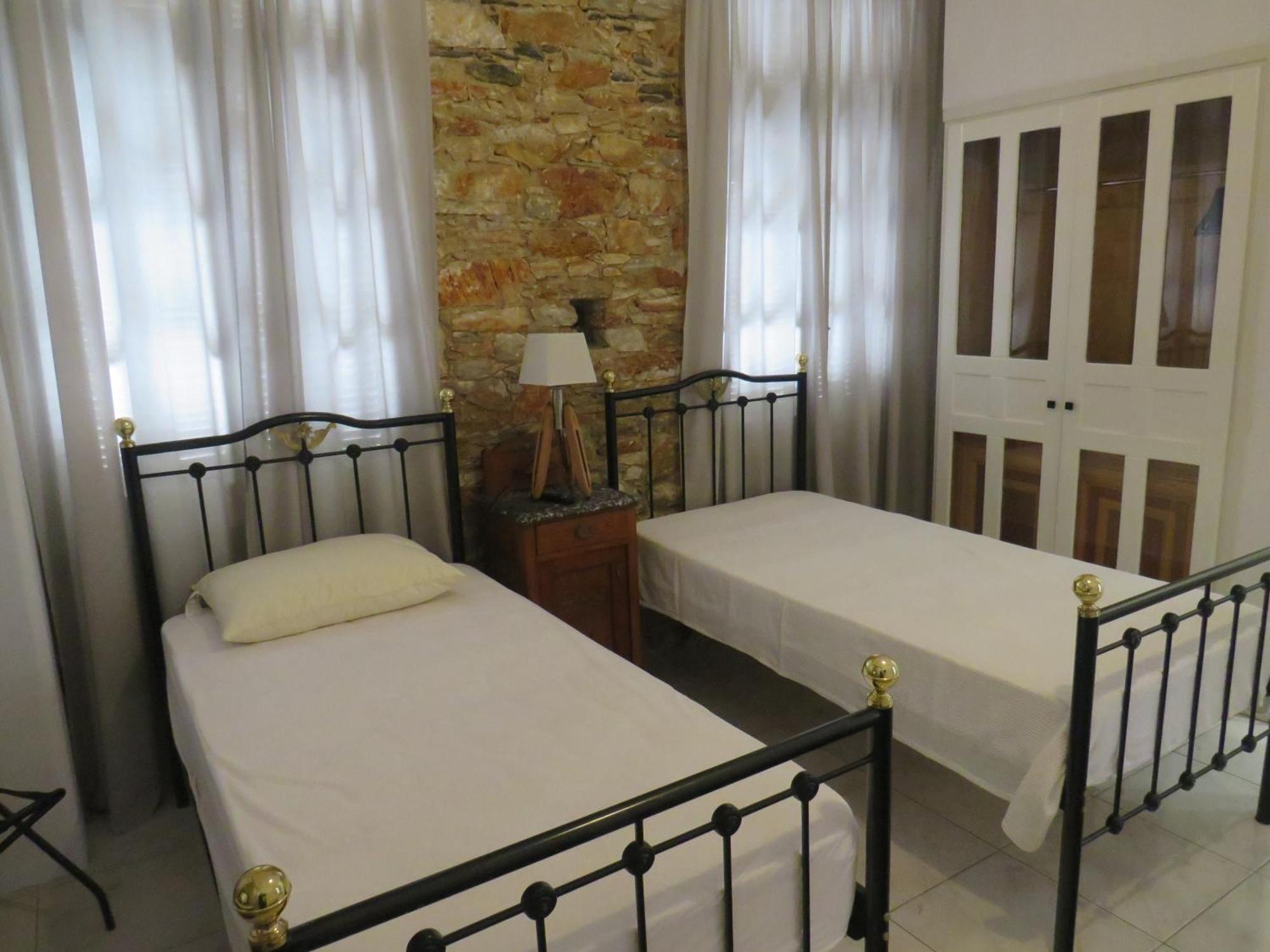 Axilleion Guest House Ermoúpoli Extérieur photo