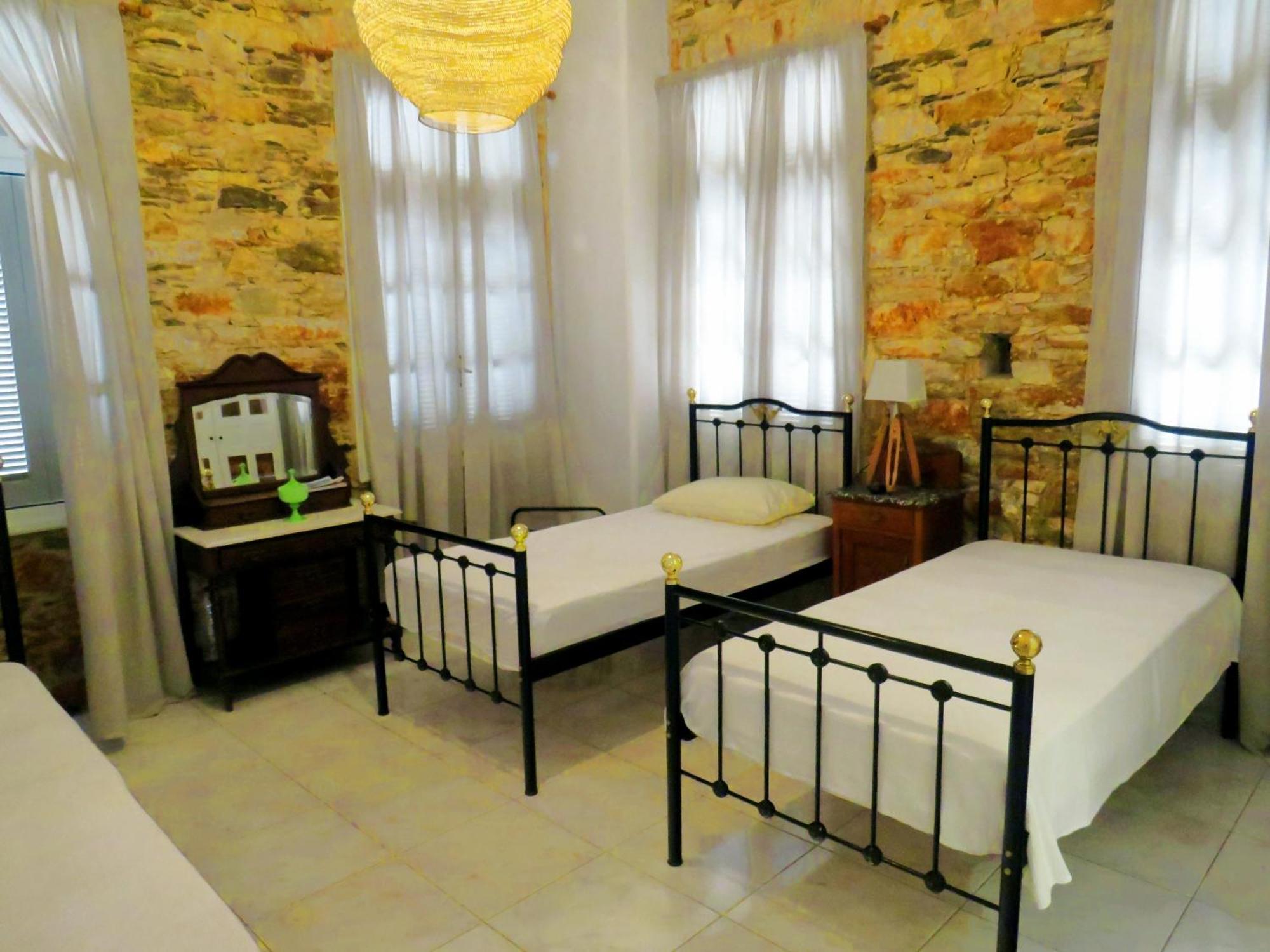 Axilleion Guest House Ermoúpoli Extérieur photo